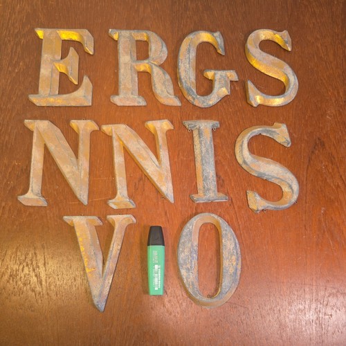 Lot lettres enseigne de - lot,