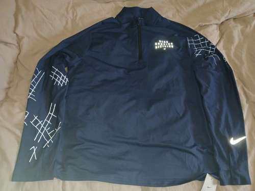 Haut nike running division
