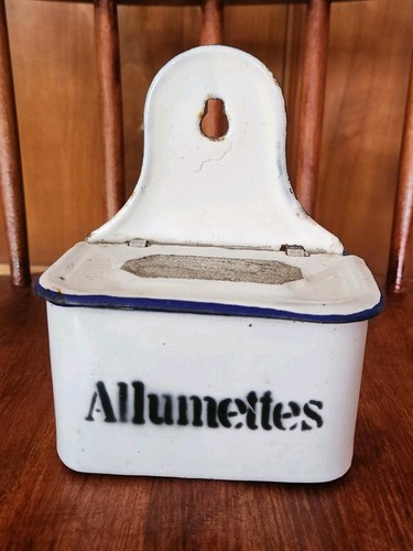 Ancienne boîte allumettes - à,