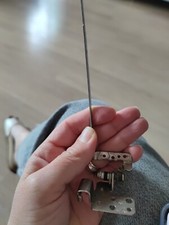 Charnière gauche ACER Aspire 7250 13n0-yqm0201 Comme neuve exp rapide