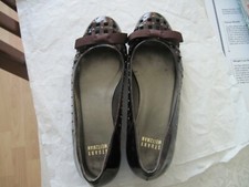 Stuart Weitzman  Low Wedge