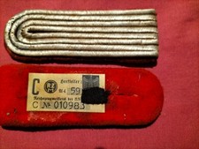 Paire de pattes d'épaules