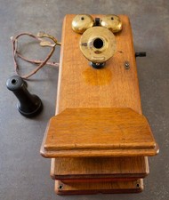 Téléphone ancien américain en bois vers 1920 probablement Western Electric