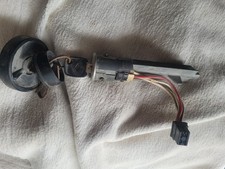 CONTACTEUR A CLES + Bouchon