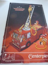 maquette en carton a monter,HALLMARK, camion de pompier ,1979 (tiroi01)
