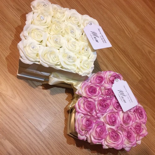 Boîtes roses artificielles - , de