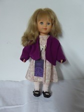 Poupée Marie Françoise et sa