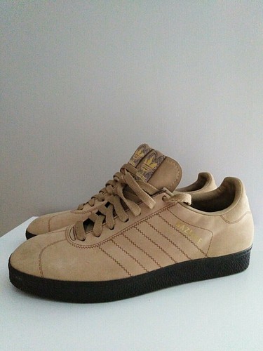 Superbe paire baskets - superbe,