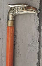ANCIENNE CANNE DE MARCHE EN BOIS POMMEAU A TETE D’AIGLE EN LAITON - Collection