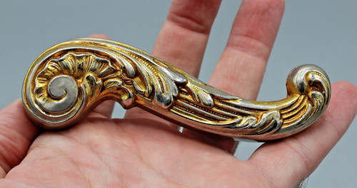 Belle poignee porte fenetre - porte,
