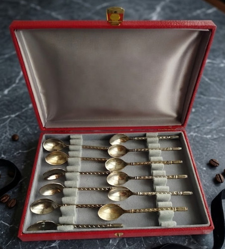 Coffret petites - de, 12