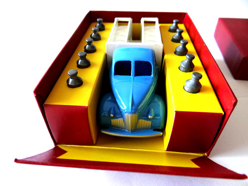 Dinky toys atlas studebaker - toys,