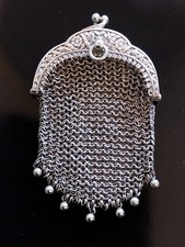 Aumônière, Bourse, Porte