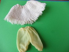 vêtements de poupée mannequin vintage Barbie ? Stressie ? lot pancho + panty