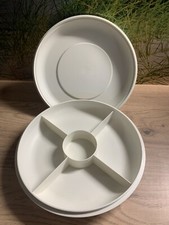 Plat Tupperware
