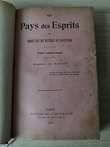 Pays des esprits roman - des,