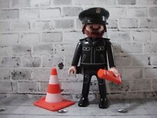 PLAYMO UNIFORME DRESS CODE