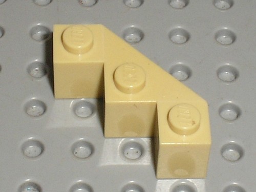 Lego tan brick facet - lego,