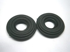 2 pneus avant de tracteur