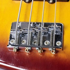 Guitare basse Moon JB-4 4,09 kg fabriquée en 2016 d'occasion