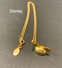 Collier chapeau d'oreille