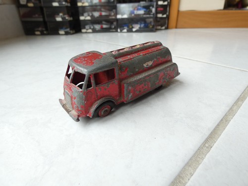 Ford citerne esso - citerne, dinky