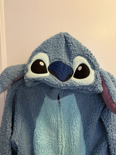 Disney stitch one - one, piece