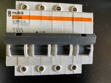 Interrupteur magnétothermique