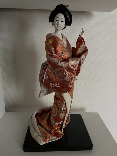 Jolie poupée geisha - jolie,
