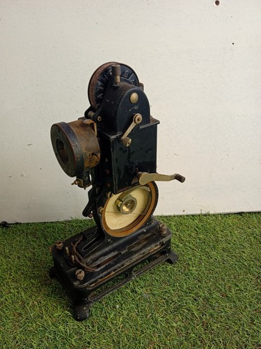 Projecteur pathe baby - pathe, ancien