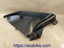 element plastique droit pour