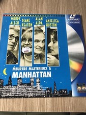 MEURTRE MYSTÉRIEUX A