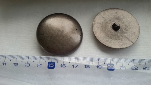 Boutons style metal - boutons,