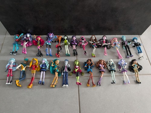 Lot figurines monster - 25,
