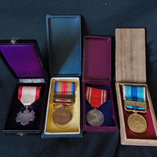 Lot médailles militaires - de,
