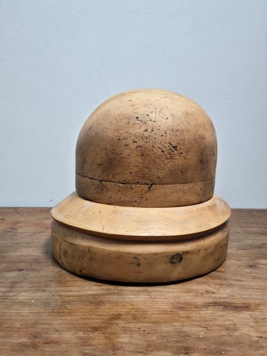 Ancien moule forme - , chapeau