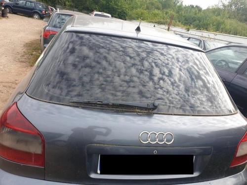 Malle hayon arriere audi 1 - malle/hayon,