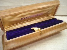 Ancien Écrin en Bois