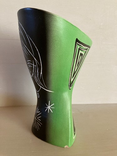 Vase femme sgraffito - , bicolore