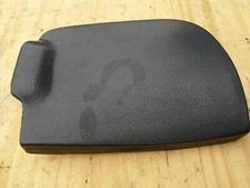 Couvercle boite a gants droit