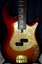 YAMAHA BBVI P-Bass / Guitare