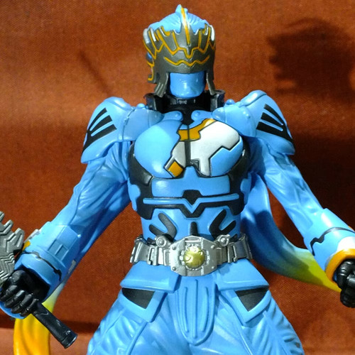 Kamen rider figurine - kamen,