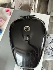 Réservoir Suzuki Intruder M800