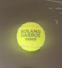 Balle de tennis roland garros 2025 Balle Reçue Lors Du Match Roland-Garros ￼