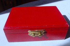 Ancien coffret à bijoux, Cuir