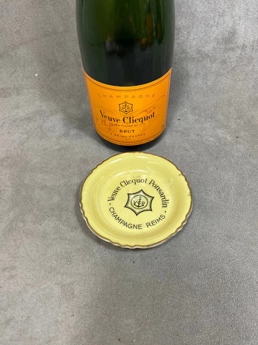 Cendrier veuve cliquot - cendrier,