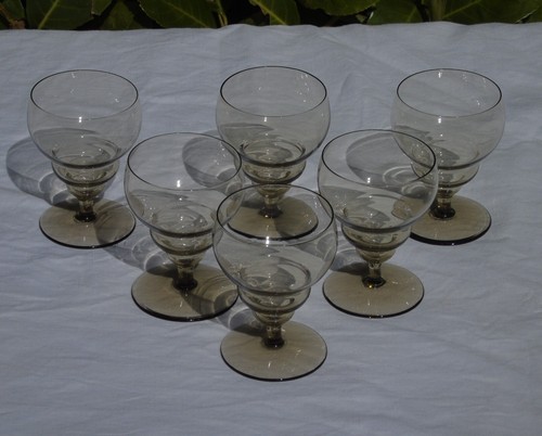 Service verres à - de, 6