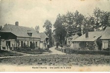 SEINE MARITIME  HAUTOT L'AUVRAY  une partie de la place