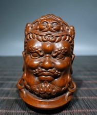 Statue de la tête du Bouddha