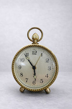 Réveil ancien JAZ – Laiton